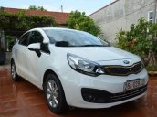 Bán Kia Rio sản xuất 2015, màu trắng số sàn, 400tr