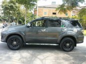 Bán xe Toyota Fortuner 2016 dầu số sàn, màu xám lông chuột