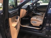 Bán Porsche Macan đăng ký 5/2016, màu xanh sang đẹp