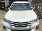 Bán Toyota Fortuner năm sản xuất 2017, màu trắng, xe nhập 