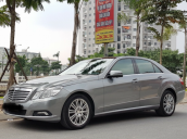 Bán ô tô Mercedes E300 sản xuất năm 2010, màu xám chính chủ