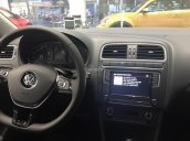 Bán Volkswagen Polo đời 2018, màu xám (ghi), nhập khẩu, sở hữu xe Đức chỉ cần đưa trước 150tr