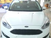 Bán Ford Focus Trend 2018, đẹp hơn Ngọc Trinh, cộng nhiều khuyến mại, hỗ trợ tối đa mọi thủ tục, LH 096.147.1536