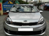 Cần tiền bán Kia Rio 2016, số tự động, màu bạc, mới ken