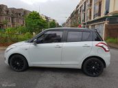 Bán Suzuki Swift đời 2015, màu trắng