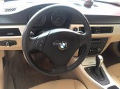 Bán em BMW 320i màu trắng, đăng ký 12/2009 tự động, chạy cực đã