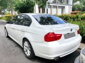 Bán em BMW 320i màu trắng, đăng ký 12/2009 tự động, chạy cực đã