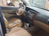 Cần bán gấp Nissan Grand livina đời 2011, màu xám số tự động