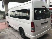 Cần bán Toyota Hiace sản xuất năm 2018, động cơ 3.0 dầu, 15 chỗ ngồi