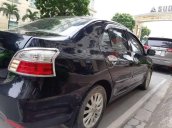 Cần bán xe Toyota Vios sản xuất năm 2010, màu đen, giá tốt