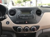 Bán xe Hyundai Grand i10 1.0 năm 2015, màu trắng, nhập khẩu