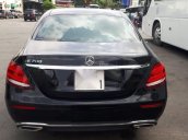 Cần bán xe Mercedes E200 2016, màu đen, đăng ký lần đầu tháng 7/2017