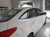 Bán Ford Focus 2018, hỗ trợ trả góp lên đến 90% giá trị xe