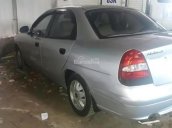 Cần bán Daewoo Nubira sản xuất 2003, màu bạc, xe còn mới