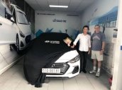 Bán ô tô Hyundai Elantra Sport sản xuất năm 2018, màu trắng