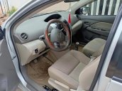 Cần bán lại xe Toyota Vios 1.5E 2012, màu bạc