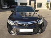 Cần bán lại xe Toyota Camry 2.5Q sản xuất 2015, màu đen