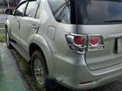 Bán Toyota Fortuner 2012, màu bạc giá cạnh tranh