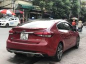 Cần bán Kia Cerato đời 2017, màu đỏ, giá 615tr