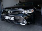 Cần bán Toyota Camry 2.5Q sản xuất 2016, màu đen