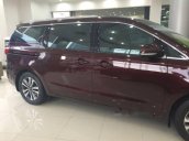 Bán xe Kia Sedona năm 2018, màu đỏ