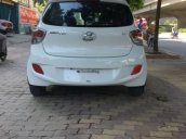 Cần bán gấp Hyundai Grand i10 AT sản xuất năm 2015, màu trắng