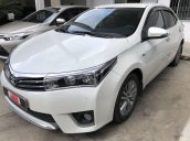 Cần bán gấp Toyota Corolla altis đời 2017, màu trắng số tự động