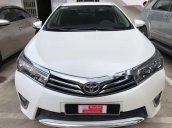 Cần bán gấp Toyota Corolla altis đời 2017, màu trắng số tự động