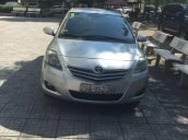 Cần bán Toyota Vios sản xuất 2010, màu bạc