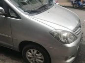 Cần bán xe cũ Toyota Innova đời 2009, 400tr