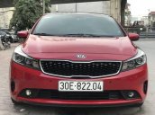 Cần bán Kia Cerato đời 2017, màu đỏ, giá 615tr