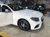 Bán ô tô Mercedes E300 AMG 2016, màu trắng