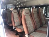 Cần bán gấp Ford Transit Medium năm 2015, màu bạc như mới