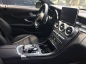 Cần bán Mercedes C300 AMG 2016, màu trắng