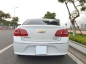 Bán ô tô Chevrolet Cruze đời 2016, màu trắng xe gia đình