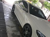 Bán ô tô Mercedes E300 AMG 2016, màu trắng