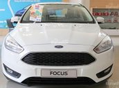 Bán Ford Focus Trend 1.5L 2018- tặng bảo hiểm thân vỏ-giao xe ngay, hỗ trợ vay 80%, trả trước 190tr