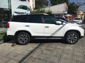 Cần bán Kia Sorento đời 2018, màu trắng, đậm nét thể thao mạnh mẽ. Vượt trội mọi tính năng