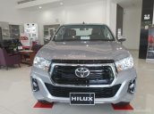 Toyota Hilux số tự động 1 cầu giao liền, đủ màu, trả góp từ 170tr, lãi suất 0.55%