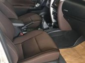 Bán xe Toyota Fortuner 2.4G 4x2 MT năm 2018, màu xám