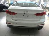 Bán Hyundai Elantra sản xuất 2018, màu trắng