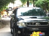 Bán Toyota Hilux MT đời 2010, màu đen 