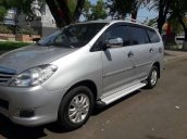 Cần bán xe Toyota Innova G năm 2010, màu bạc chính chủ