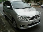 Cần bán Toyota Innova V AT sản xuất 2012, màu bạc 