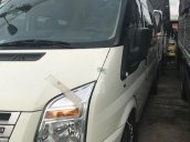 Cần bán xe Ford Transit năm sản xuất 2017, màu trắng