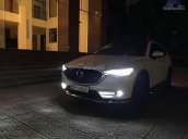 Cần bán xe Mazda CX 5 2.5 sản xuất năm 2018, màu trắng như mới