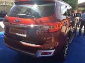 Bán Ford Everest 2.0 Biturbo 2018 mới 100% màu đỏ mận, giá tốt, hỗ trợ trả góp lãi suất cố định trong 3 năm