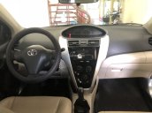 Bán Toyota Vios E 2011, màu vàng xe gia đình  