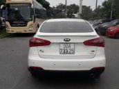 Cần bán xe Kia K3 2.0 AT sản xuất năm 2015, màu trắng  