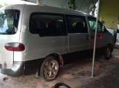 Cần bán lại xe Hyundai Starex sản xuất năm 2001, giá tốt